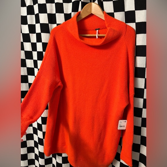 NWT Free People Ottoman Slouchy Tunic Sweater - Picture 9 of 13